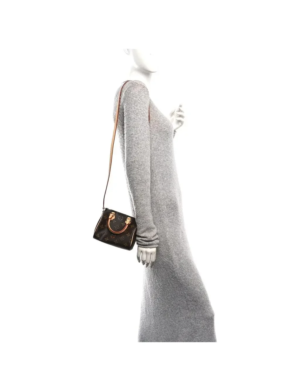 Louis Vuitton experience luxury